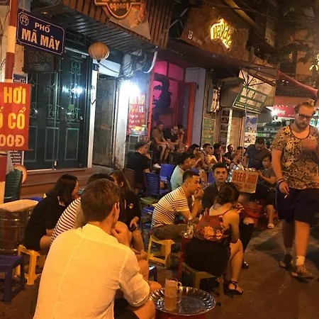 Vietnam Cheers Hostel-3